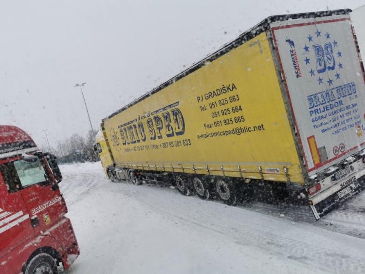 Bh. vozači dijele fotografije, snježna oluja stigla u Njemačku i Nizozemsku!