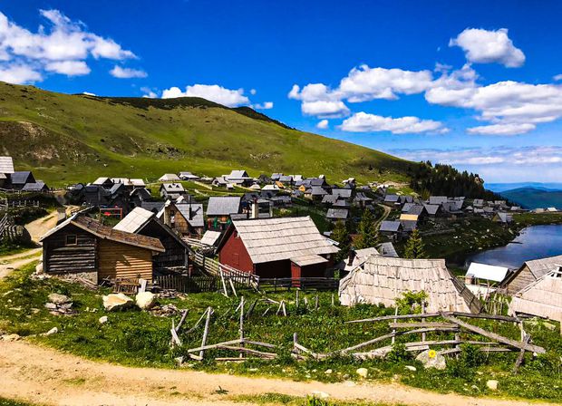 Možda najljepše u BiH: Jezero s “manom” zbog koje vrijedi krenuti na putovanje…