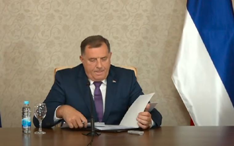 Oglasio se Milorad Dodik i poručio: “Okupljanje u Banjaluci fijasko opozicije”