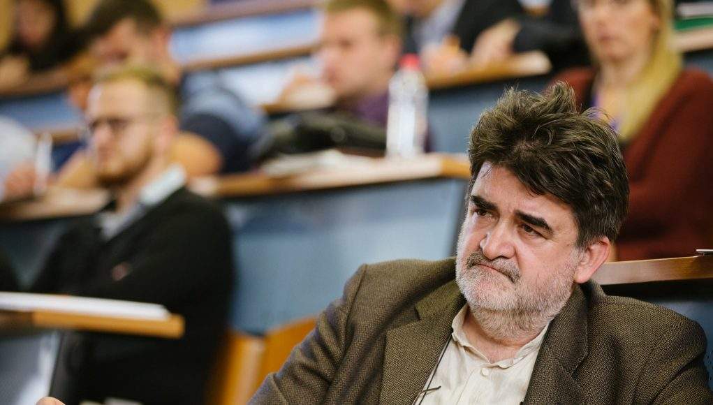 Doktor političkih nauka iz Sarajeva Nerzuk Ćurak o Miloradu Dodiku: “Daj Bože šćeri da te paša uzme”