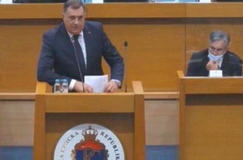 Velika havarija, teške riječi, Stanić verbalno napao Dodika u NSRS-u: “Tata ti trabunja, idiote”