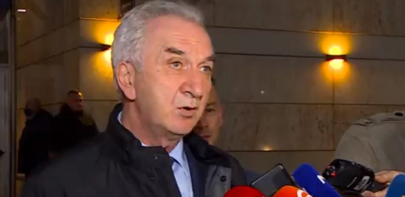 Oštra poruka lidera SDS-a Mirka Šarovića, kategorično je poručio: “Proganjaćemo ih, ako treba i fizički ćemo spriječiti krađu na izborima”