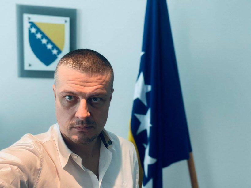 Vojin Mijatović poslao jako žestoku poruku iz Banje Luke nakon skupa SNSD-a i pristalica: ‘Oni mitinge, mi ćemo još moćniju Akademiju’