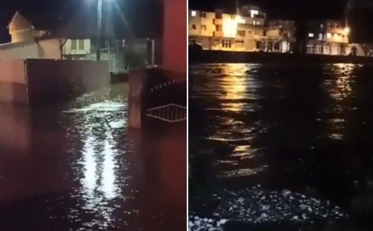Dramatična noć je pred građanima, itekako su zabrinuti: Nabujala rijeka Bosna izlila se u Kaknju, poplavljene kuće