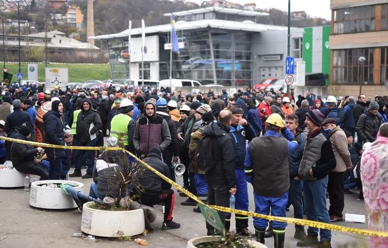 Donesena konačna odluka: Rudari prekidaju proteste ispred Vlade Federacije u Sarajevu, ali nema nastavka proizvodnje uglja u FBiH