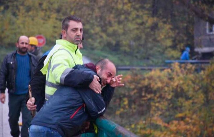 Dvojica radnika na autoputu kod Zenice pala u rijeku Bosnu, u toku je potraga…
