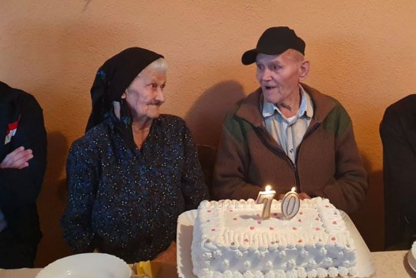 Proslavili 70 godina braka, pa upitani koja je tajna: “Dobro je slušaj, dobro joj radi i neka tvoja uvijek bude zadnja “da, draga”