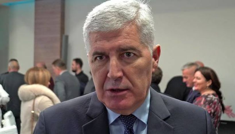 Predsjednik HDZ-a Dragan Čović kategorično poručuje: “Izmjene Ustava BiH nisu realne, tražimo rješenja u kojima niko neće biti prevaren”