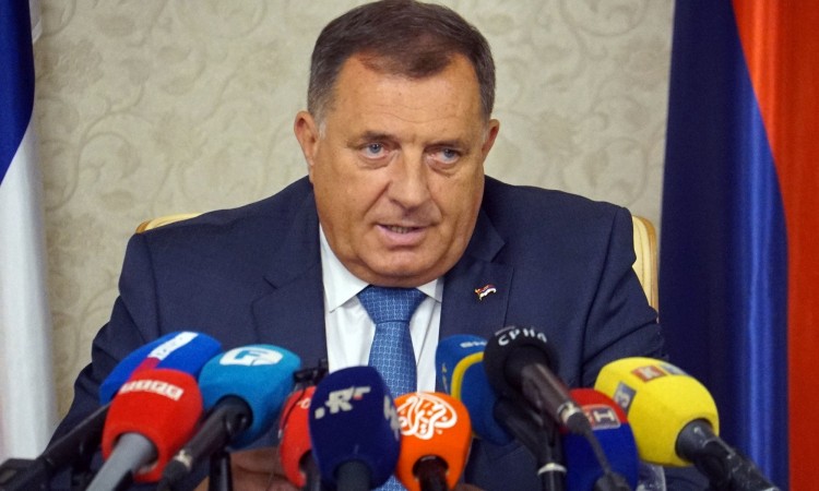 Milorad Dodik negira svađu s Željkom Komšićem i Šefikom Džaferovićem, evo šta je poručio