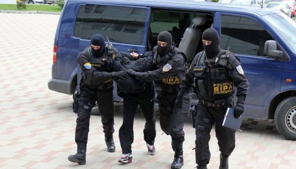 SIPA uhapsila jednu osobu nakon pretresa u Sarajevu i Tešnju