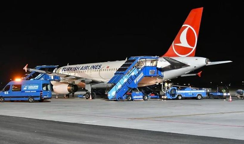 JAK VJETAR I KIŠA STVARAJU OZBILJNE SMETNJE Zbog nevremena u Sarajevu otkazani pojedini letovi s aerodroma
