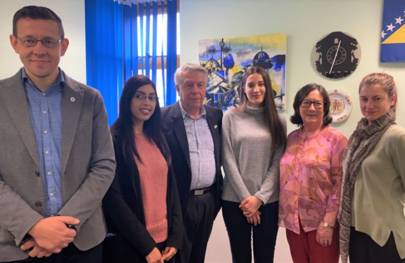 Ukazana velika čast za bosanskohercegovačku dijasporu: Zastupnica britanskog parlamenta posjetila centar u Derbiju