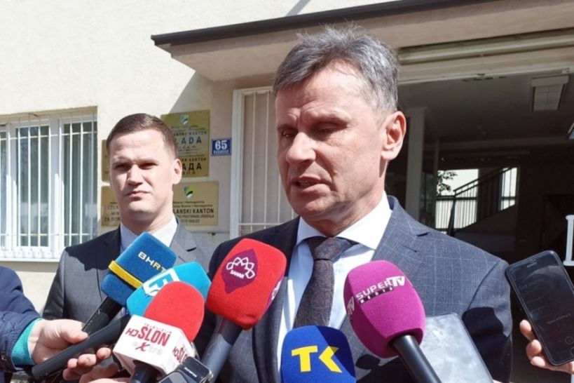 Otvorena poruka premijera FBiH Fadila Novalića: “I ove godine dva miliona KM ide za aerodrom u Tuzli…”