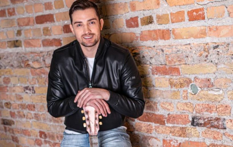 Bh. pjevač Mirza Selimović nastupit će na prestižnom festivalu: “Jedva čekam 29. april i da izađem na binu…”