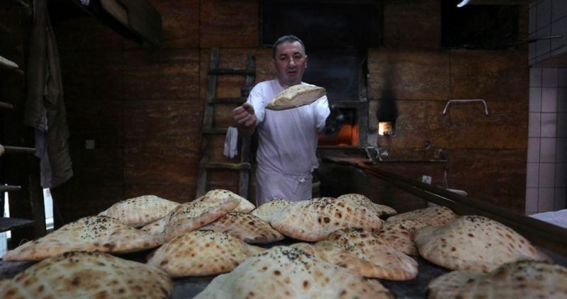 Predivna ramazanska priča dolazi iz Sarajeva: Anonimni dobročinitelj vjernicima platio sve somune u pekari