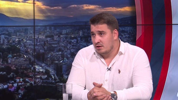 Zastupnik SDA Haris Zahiragić se na televiziji uživo javno odrekao rođaka