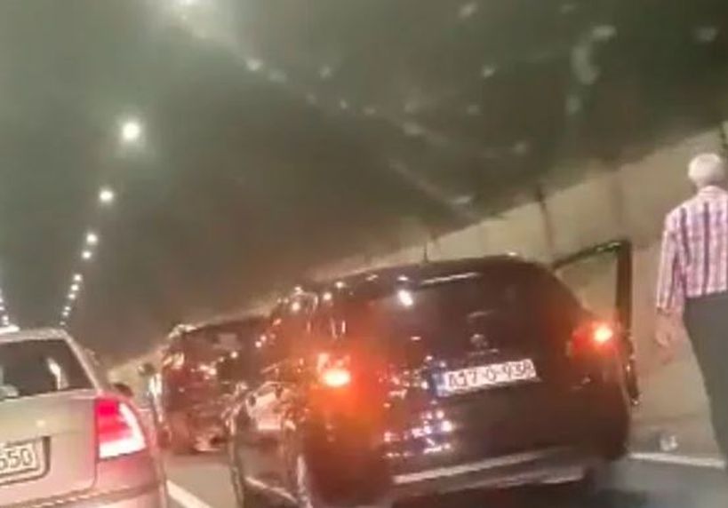 Teška saobraćajna nesreća na magistralnoj cesti M-17 u tunelu: Više osoba povrijeđeno…