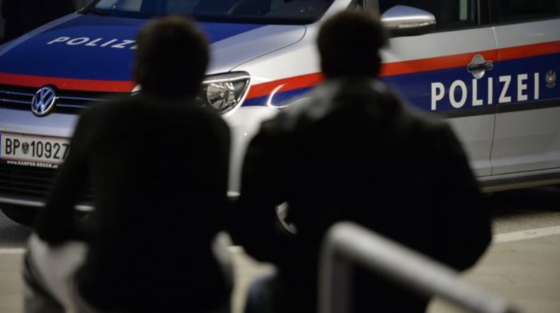 Užas u Austriji: Sirijac (23) izbo petero ljudi…