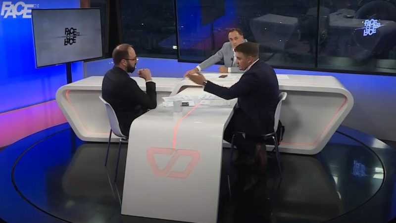 Opasna svađa face to face kod Senada Hadžifejzovića: “Izetbegović je slagao!” Zahiragić: “Izdaja bi bila da aplikaciju uopšte nismo predali! Morali smo!”