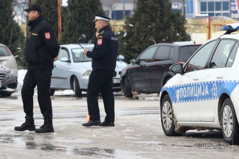 Velika potraga, MUP RS na nogama nakon što je izgorjela vikendica policijskog načelnika: Svi kapaciteti angažovani!