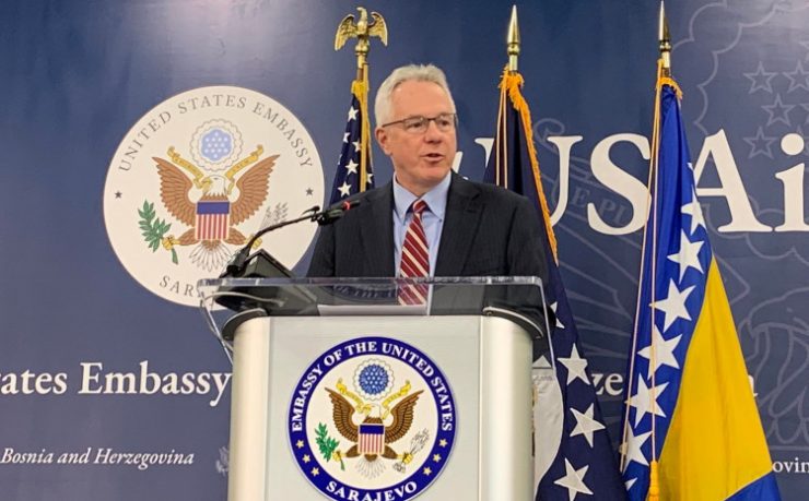 Oglasili su se iz Ambasade SAD u Bosni i Hercegovini, direktno poručuju: “Pozivamo političke lidere da prestanu s bojkotima i blokadama”
