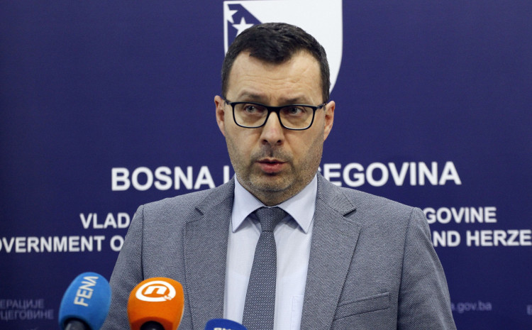 Izdvojen je čak milion KM: Vlada Federacije Bosne i Hercegovine bi mogla davati po 10 hiljada KM za kupovinu električnih automobila