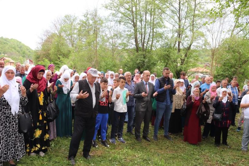 Potpredsjednik bh. entiteta RS, Ramiz Salkić u Bratuncu: U RS Dan pobjede nad fašizmom slave oni koji skrivaju masovne grobnice