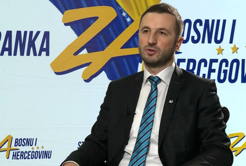 Predsjednik Stranke za BiH Semir Efendić tvrdi: Nedavno sam imao sastanak sa Izetbegovićem, ali novi lider SDA treba biti neko mlad