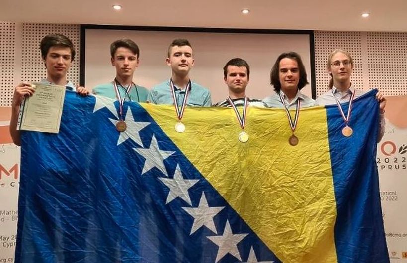 Mali, a već tako veliki, jako zapažen rezultat: Bh. učenici na Balkanskoj matematičkoj olimpijadi osvojili pet medalja i jednu pohvalu