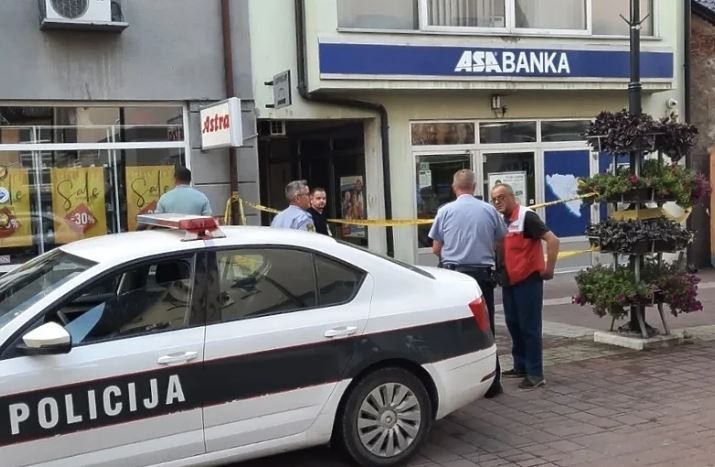 Opljačkana ASA banka, policija je na nogama i u velikoj potrazi za počiniteljima, ukradena je kasa!