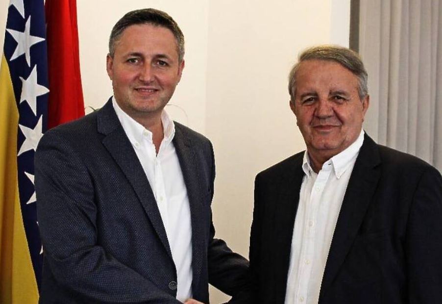 Denis Bećirović i Sefer Halilović veoma jasno poručili: “Nužan jedinstven, odlučan i sistematičan odgovor udarima na Bosnu i Hercegovinu”