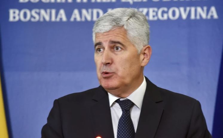 Predsjednik HDZ-a Dragan Čović se obratio javnosti: “Domovinu Bosnu i Hercegovinu mi moramo zaštiti”