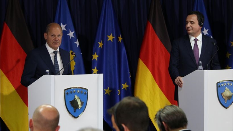Kurti: “Nastavićemo sa našom težnjom za status kandidata za EU, uvjerio sam kancelara Scholza da Kosovo jeste i da će ostati pouzdan partner Njemačke”