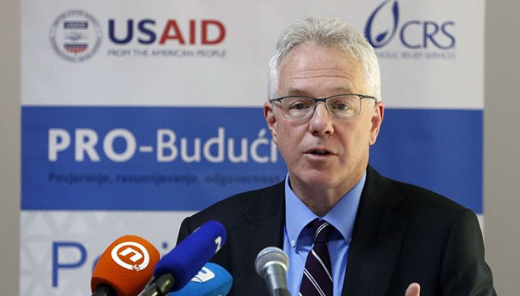Ambasador SAD u BiH Michael Murphy poslao veoma nedvosmislenu poruku mladima: “Prevaziđite zaostavštinu prošlosti, okrenite se budućnosti i nadi”