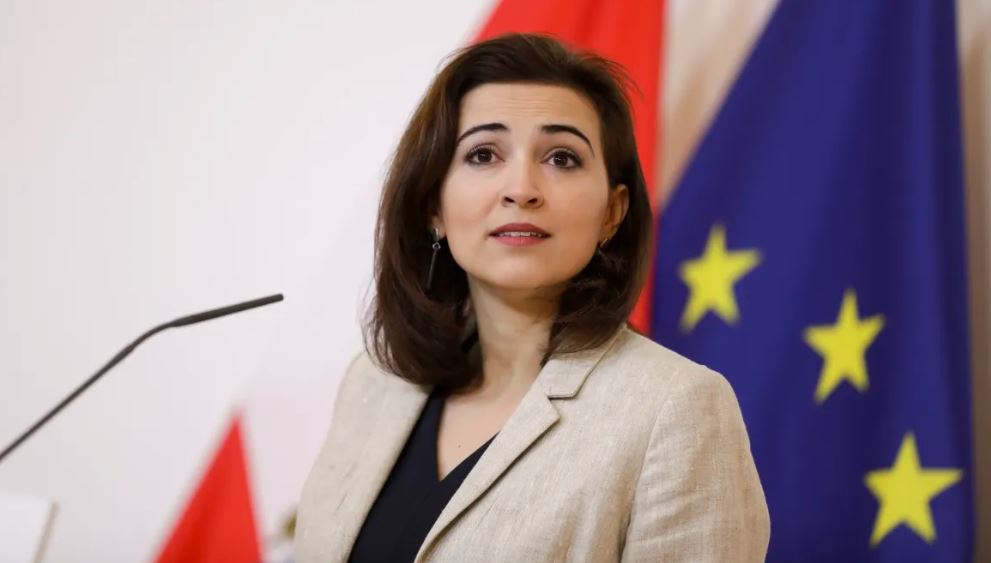 Alma Zadić nije plagirala doktorat: Obustavljen postupak protiv austrijske ministrice