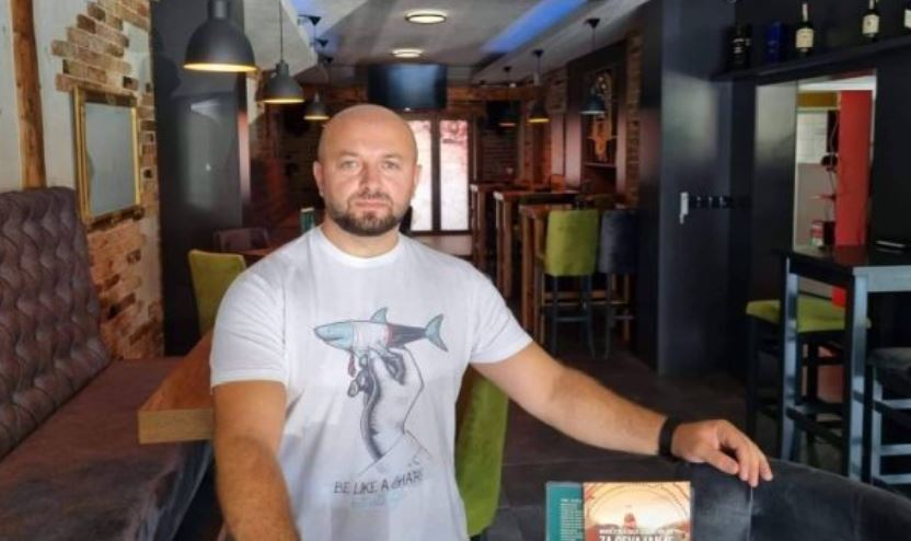 Bosanac Irnad Tahirović se hrabro iz inostranstva vratio u domovinu, u rodnom gradu je pokrenuo biznis, ovo je njegova priča…