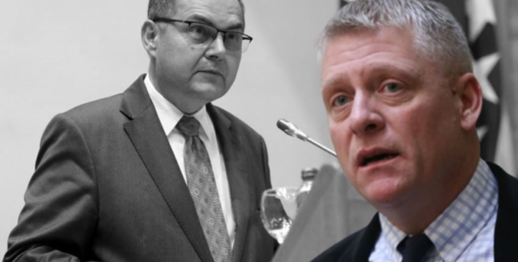 Zastupnik Demokratske fronte Zlatan Begić otvoreno poručio visokom predstavniku Christianu Schmidtu: “Ne potcjenjujete gnjev poniženih!”