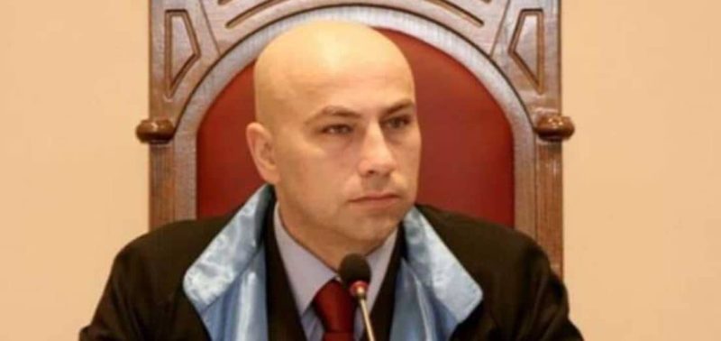 Sudija Evropskog suda za ljudska prava Faris Vehabović jako ozbiljno i jasno upozorava: “Potrebno je hitno popuniti Ustavni sud BiH da ne bi došlo do blokade izbornog procesa”