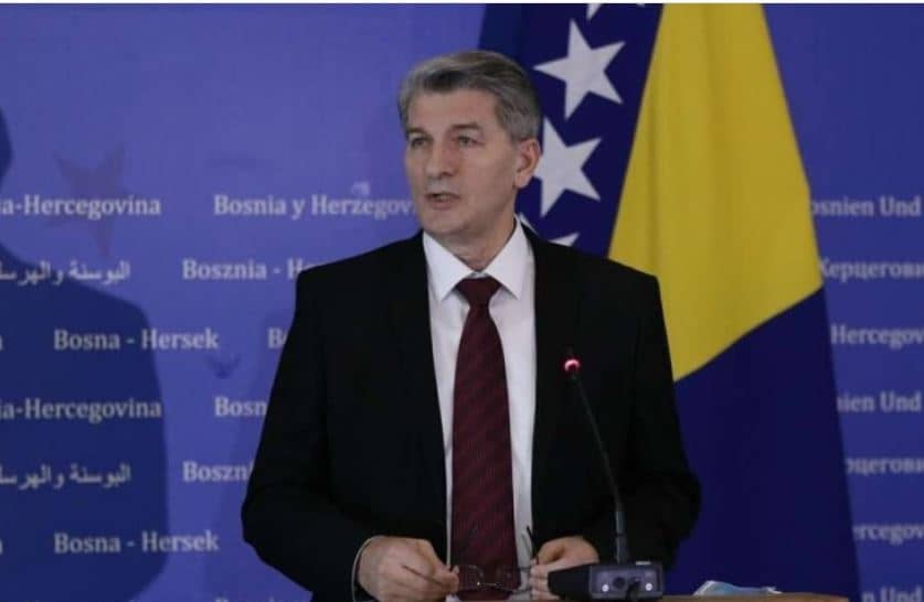 Državni zastupnik Šemsudin Mehmedović veoma otvoreno progovorio: SDA treba promjene, djelovanje u opoziciji je dobar predah