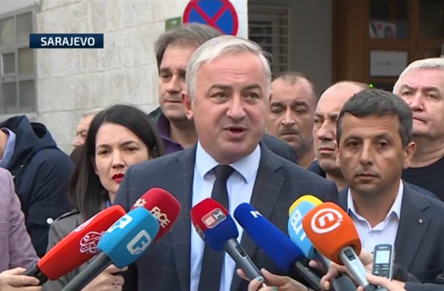 Opozicija iz RS ispred CIK-a, pljušte žestoke optužbe na račun predsjednika te institucije Suada Arnautovića