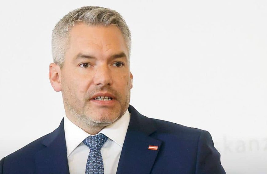 Austrijski kancelar Karl Nehammer otvoreno: “Mora da bude jasno, kako za EU, tako i za Bosnu i Hercegovinu, da moraju uslijediti pozitivni pomaci i reforme”