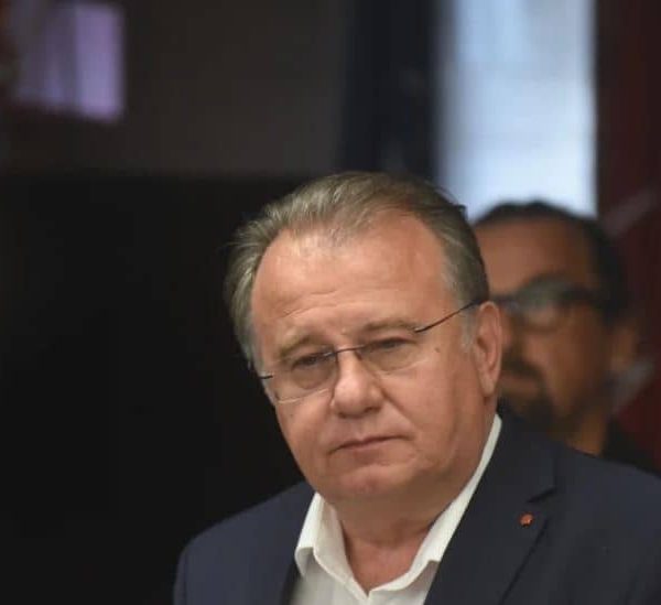 Preminula Azra bila je dio porodice premijera FBiH Nermina Nikšića: “Sve u meni vrišti”