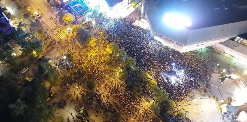 Objavljen snimak drona: Pogledajte kako su protesti u Banja Luci izgledali iz zraka