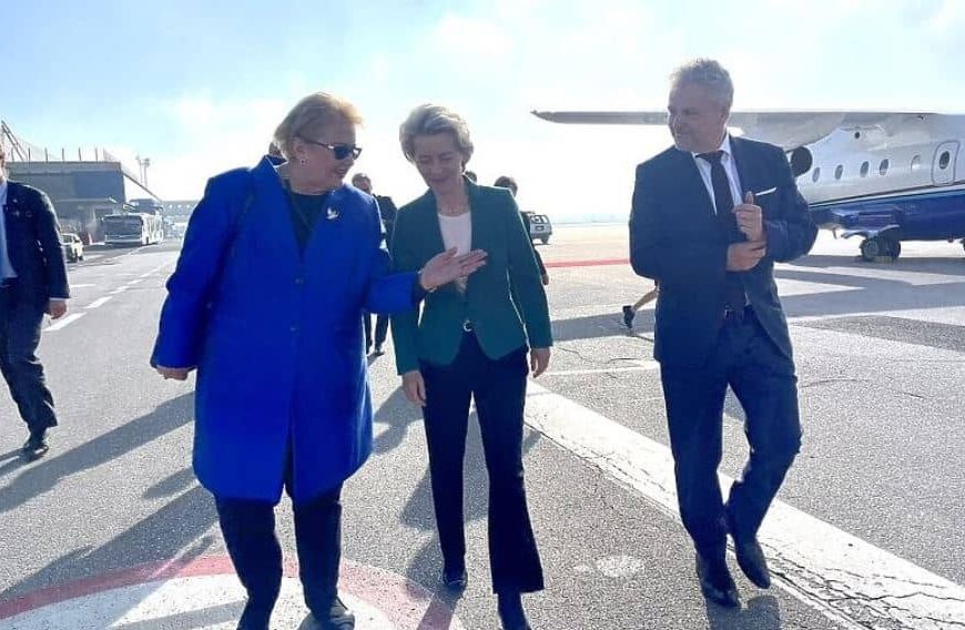 Predsjednica Evropske komisije Ursula von der Leyen stigla u BiH, evo ko ju je dočekao…