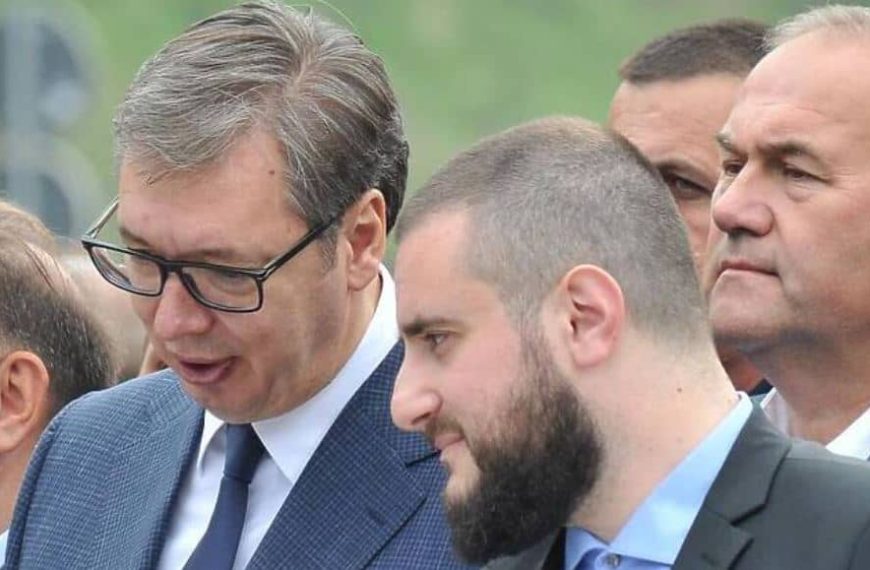 Predsjednik Srbije Aleksandar Vučić citirao Kur'an u Novom Pazaru, pogledajte snimak: “O vjernici…”
