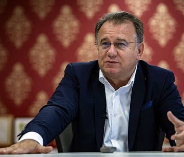Nermin Nikšić izričit: “Vijeće ministara može odluku okačiti mačku o…