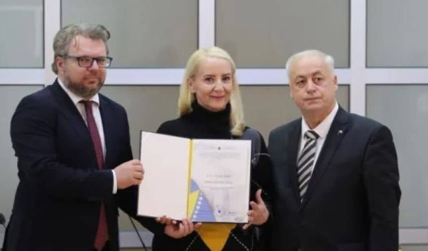 Sebija Izetbegović se oglasila nakon što je prihvatila mandat u Skupštini KS: “Naravno da neću odustati od funkcije u KCUS”