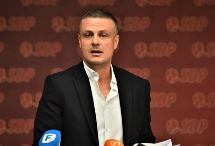 “Ovu odluku sam donio sa grčom u želudcu” Vojin Mijatović je javno pozvao poslanike SDP-a da glasaju za opoziciju u RS
