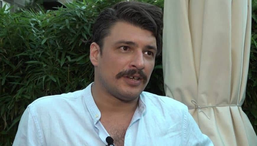 Popularni glumac iz Srbije Andrija Kuzmanović otvoreno progovorio o svom boravku u BiH: “Fenomenalno mi je u Sarajevu”