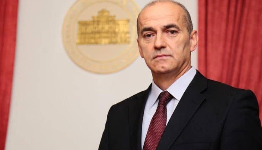 Rektor Rifat Škrijelj uputio veoma direktne poruke: “Univerzitet u Sarajevu je u Bosni i Hercegovini čvrsto na prvoj poziciji”